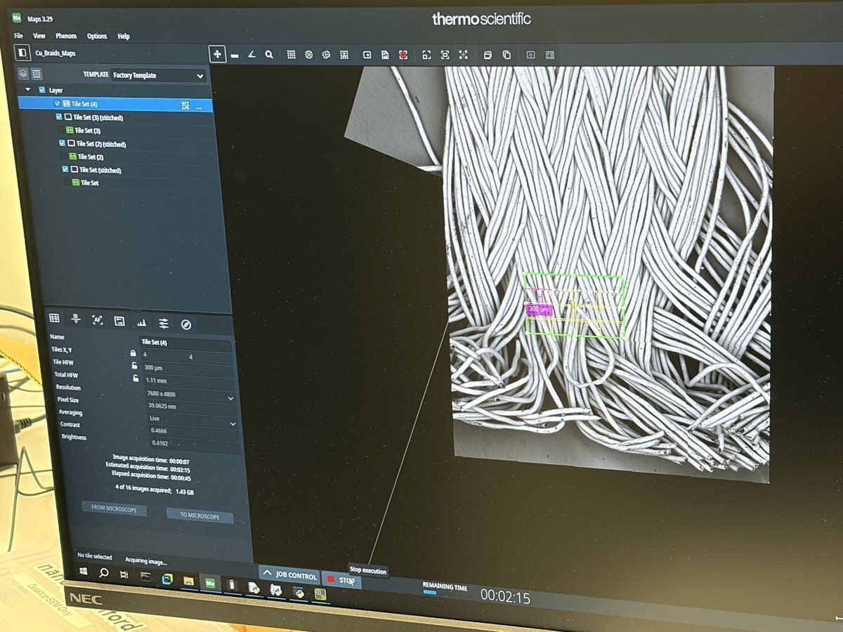 Maps software acquiring tile series of Cu braid with progress indicator