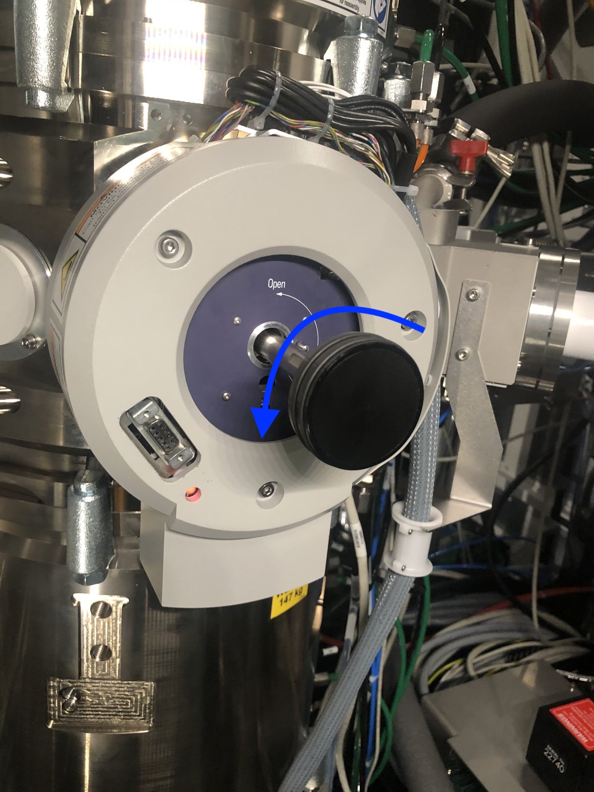 Pressure stabilizing readout