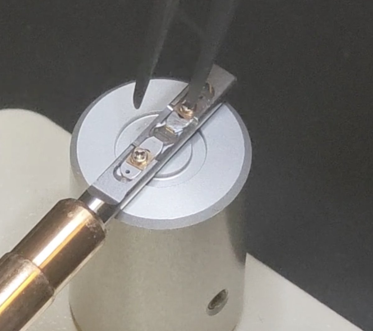 Rotating screw counterclockwise