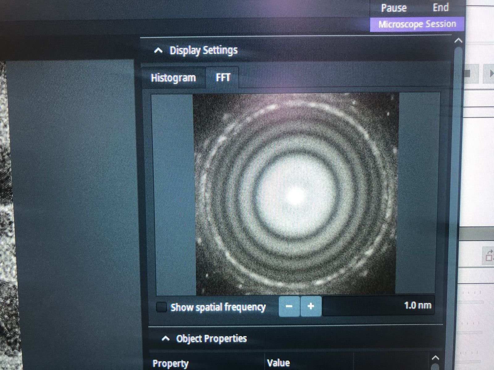FFT showing 4-5 Thon rings at slight underfocus