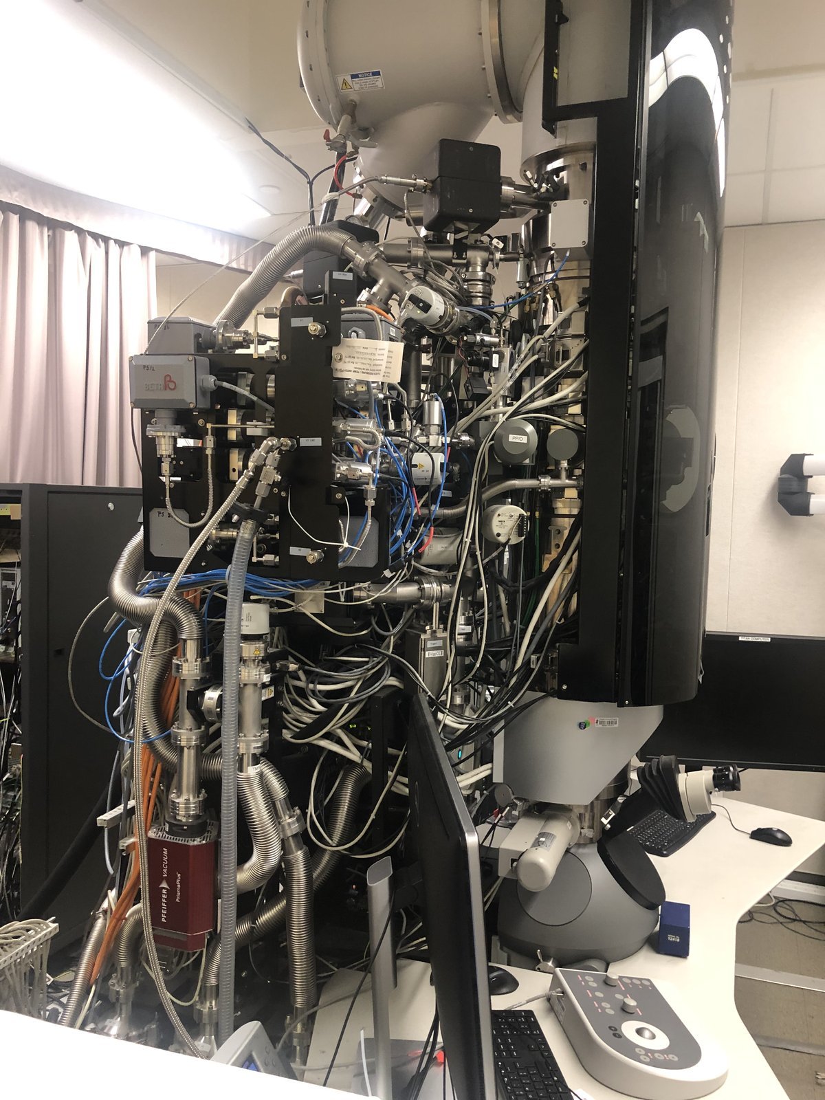 Titan column rear view showing electronics and plumbing